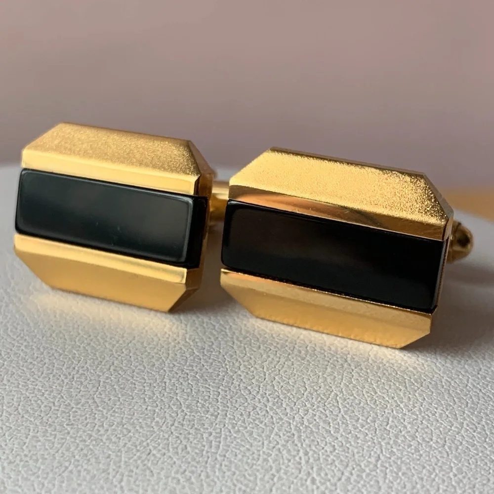 Vintage Black Onyx gold tone cufflinks